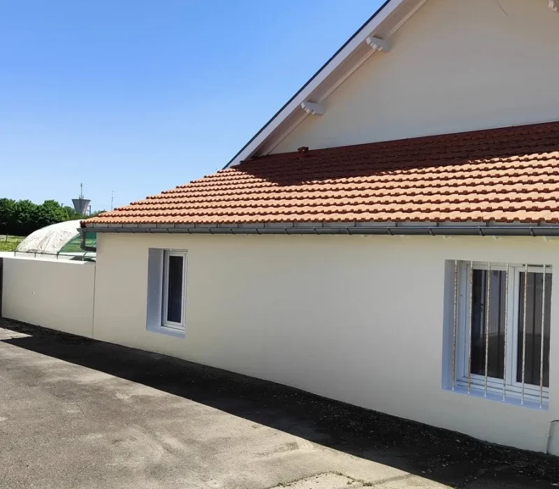 Réalisation de peinture extérieure par TLM Déco Design, peintre décorateur à la Rochelle