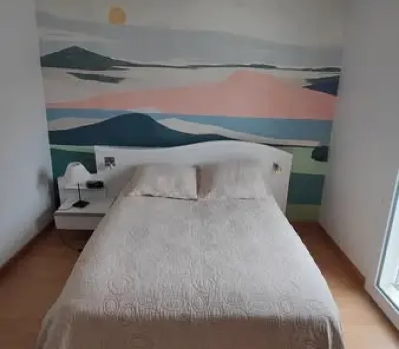 Réalisation de revêtement mural par TLM Déco Design, peintre décorateur à la Rochelle